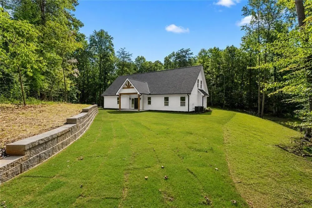 6711 Wildwood Trail Gainesville, GA 30506