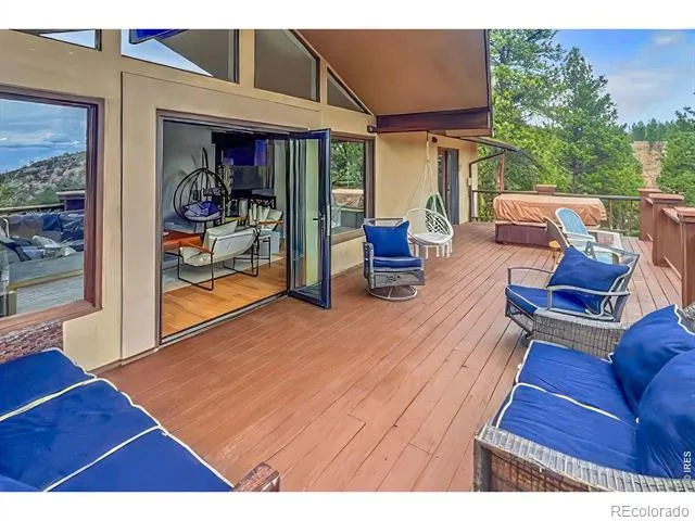 76 Pine Tree Lane Boulder, CO 80304