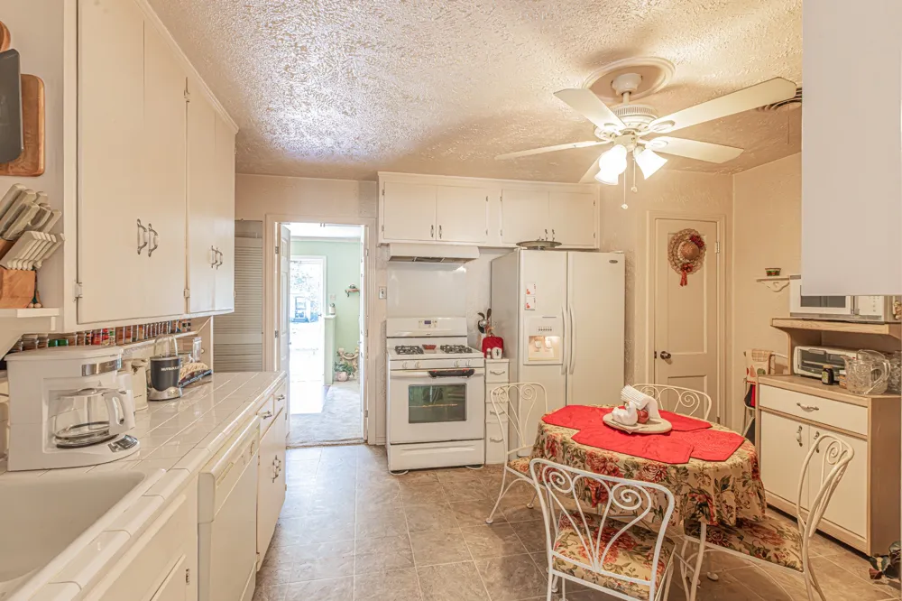 3723 Texas Drive Dallas, TX 75211