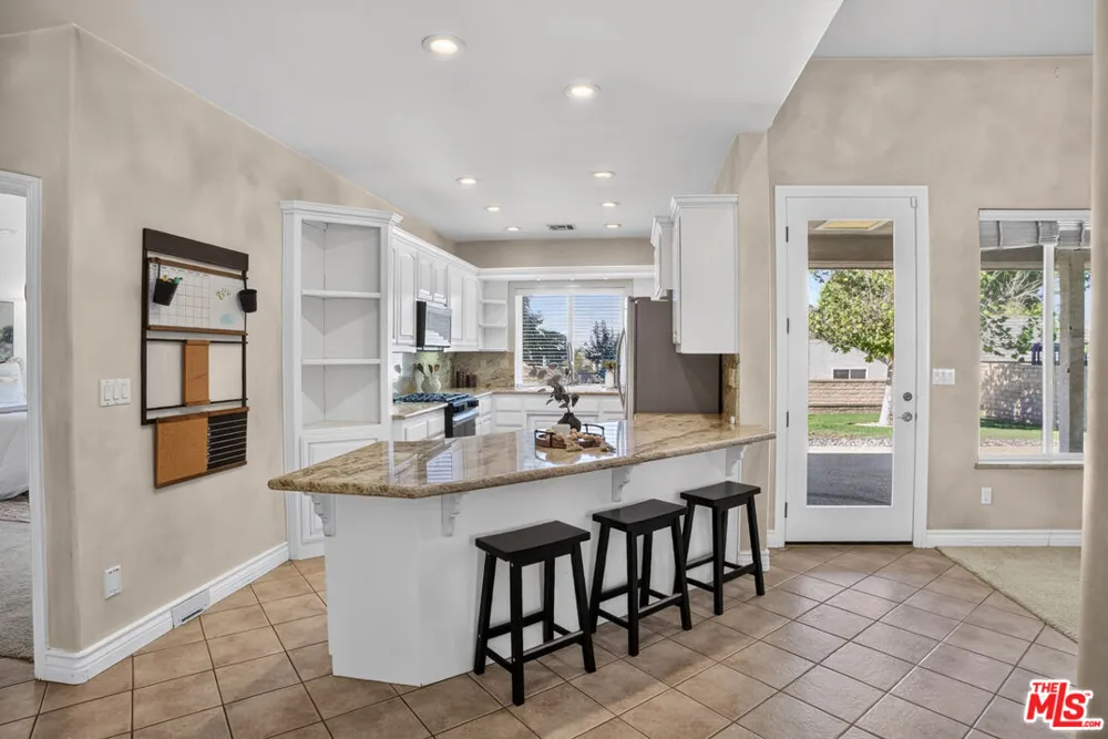5713 Bulford Place Lancaster, CA 93536