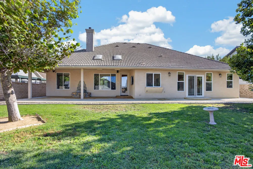 5713 Bulford Place Lancaster, CA 93536