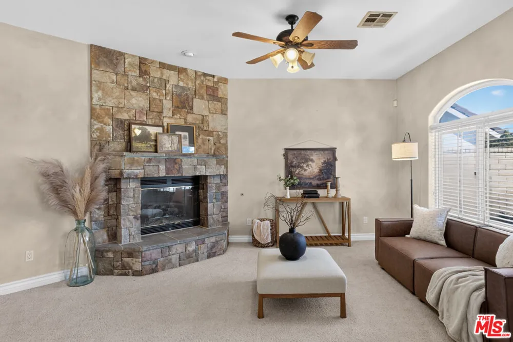 5713 Bulford Place Lancaster, CA 93536