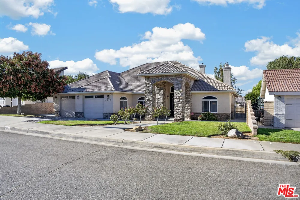 5713 Bulford Place Lancaster, CA 93536