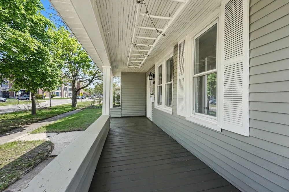 2269 Denmark Street Muskegon, MI 49441