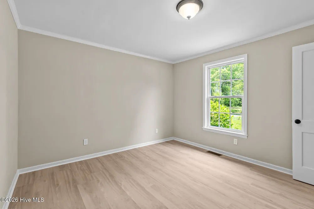 4044 Nc Highway 50 Maple Hill, NC 28454