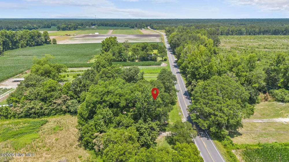 4044 Nc Highway 50 Maple Hill, NC 28454