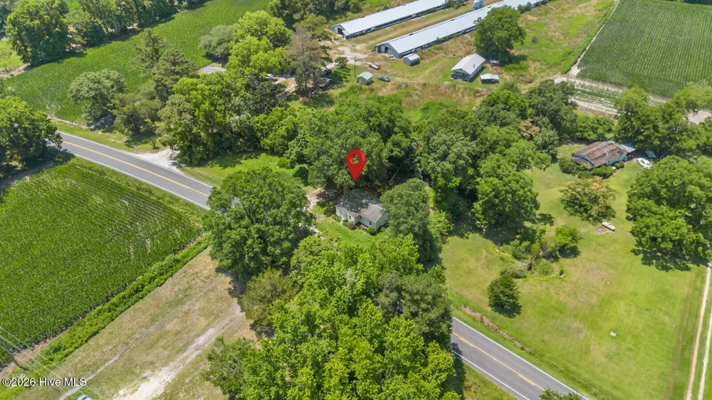 4044 Nc Highway 50 Maple Hill, NC 28454