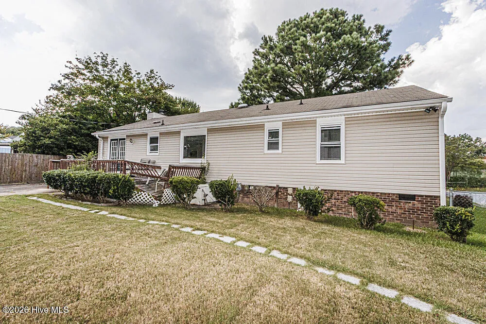 1413 Rock Creek Drive Rocky Mount, NC 27804