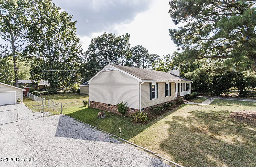 1413 Rock Creek Drive Rocky Mount, NC 27804