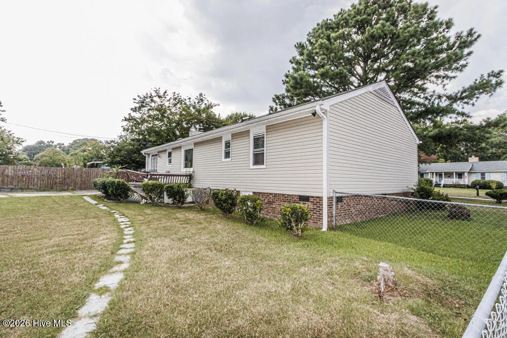 1413 Rock Creek Drive Rocky Mount, NC 27804