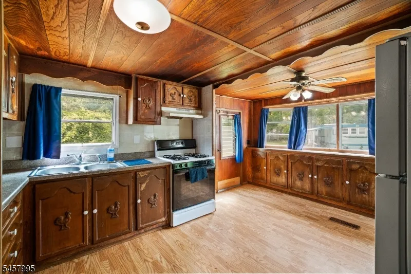 3 Carol South Brunswick, NJ 08852