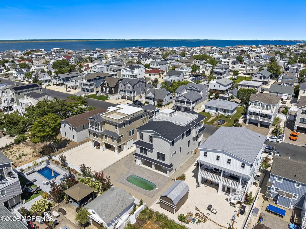 242 8th Street Surf City, NJ 08008