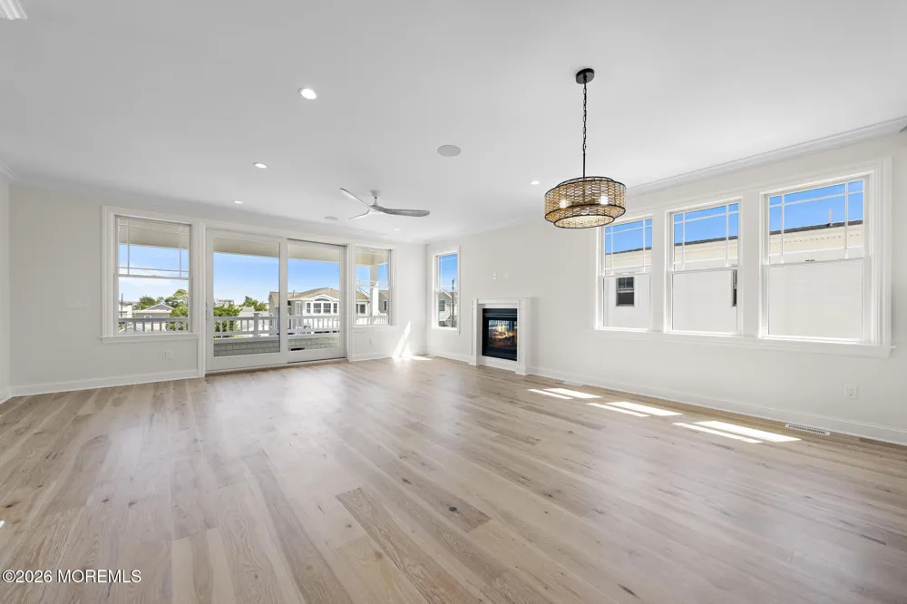 242 8th Street Surf City, NJ 08008