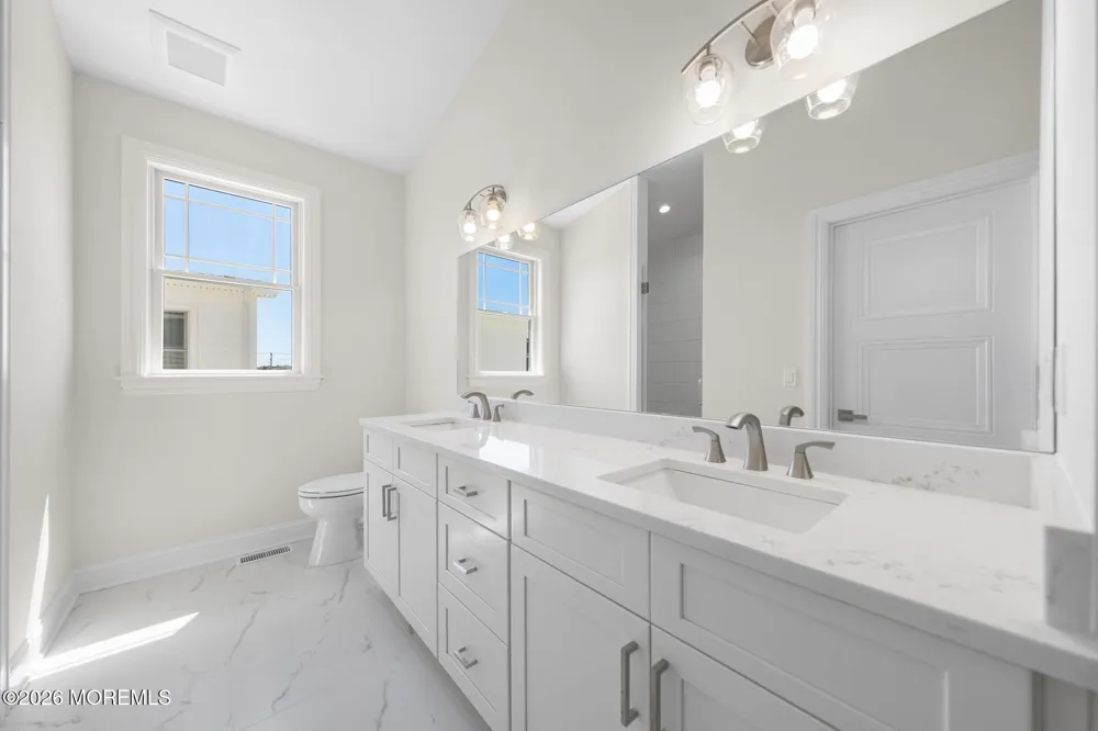 242 8th Street Surf City, NJ 08008