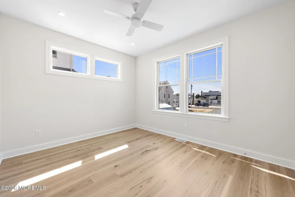242 8th Street Surf City, NJ 08008