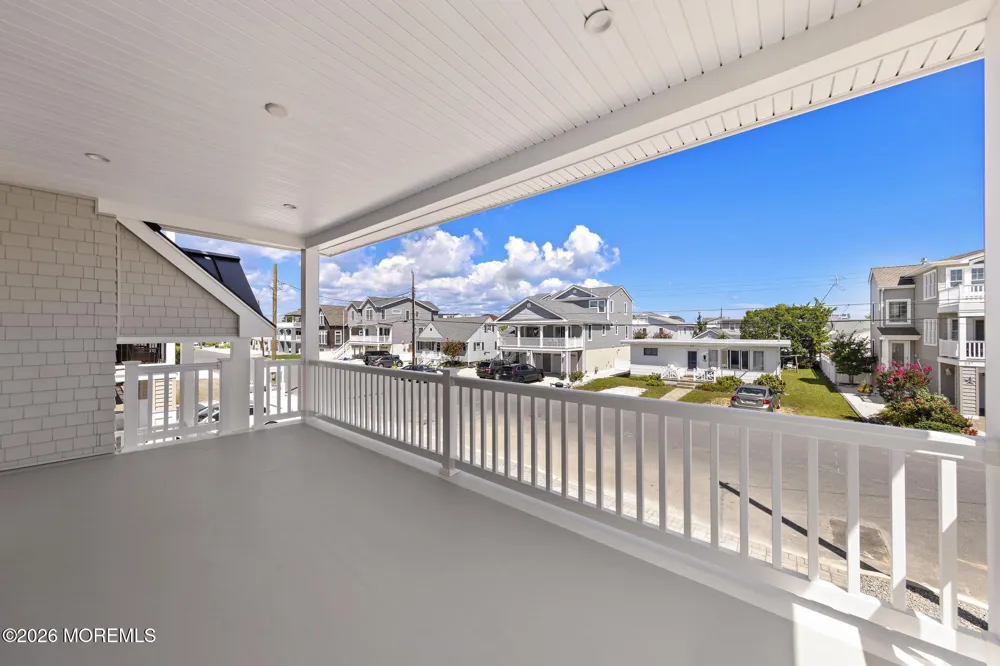 242 8th Street Surf City, NJ 08008