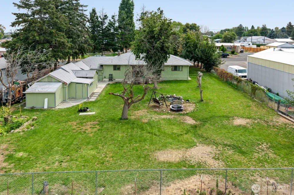 156 Warden Avenue NW Soap Lake, WA 98851