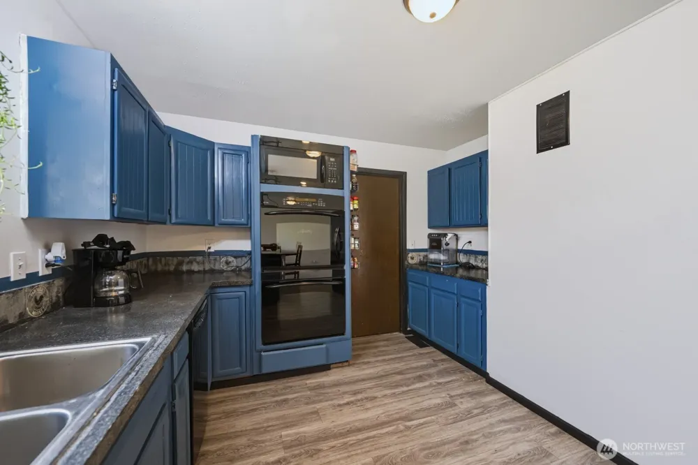 156 Warden Avenue NW Soap Lake, WA 98851