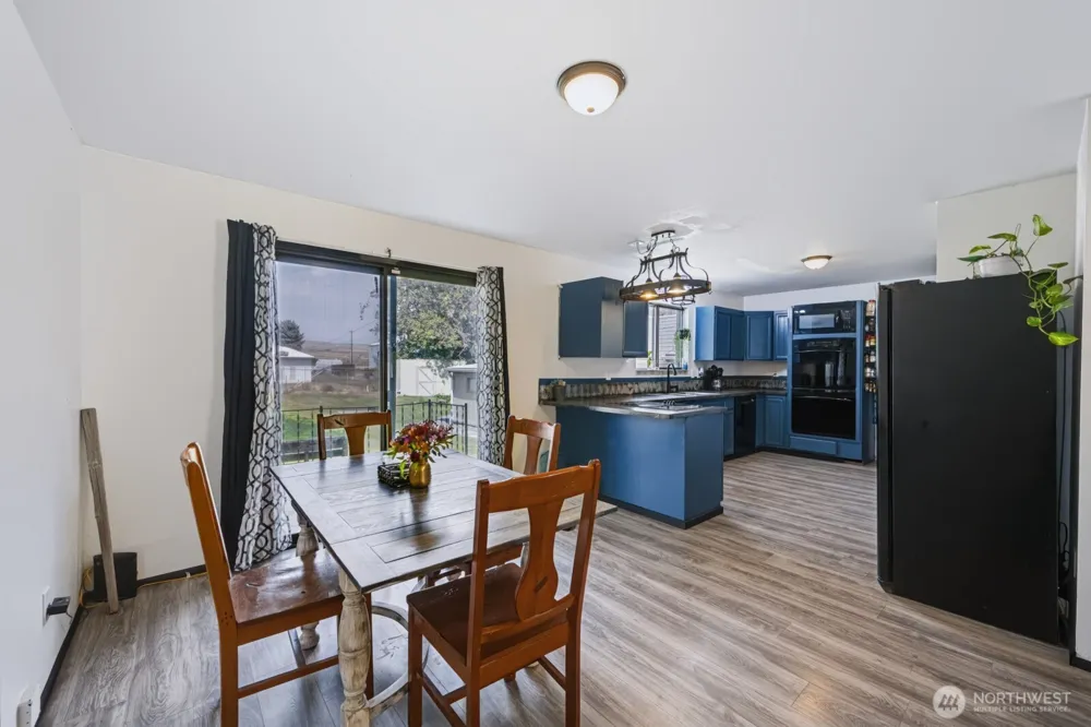 156 Warden Avenue NW Soap Lake, WA 98851