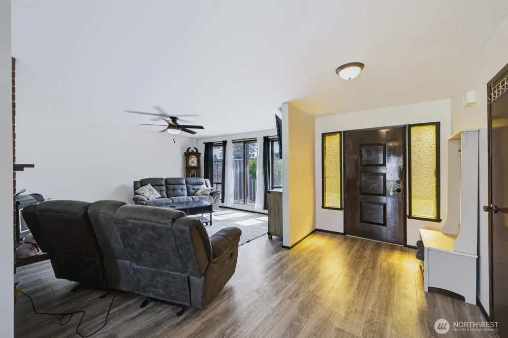 156 Warden Avenue NW Soap Lake, WA 98851