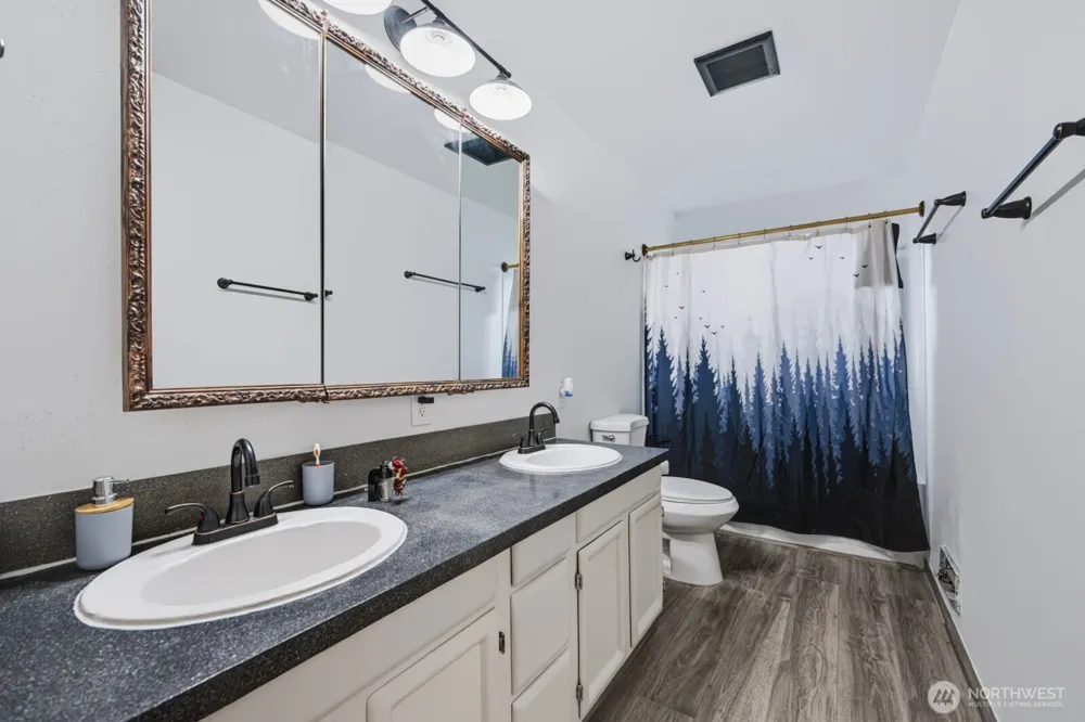 156 Warden Avenue NW Soap Lake, WA 98851