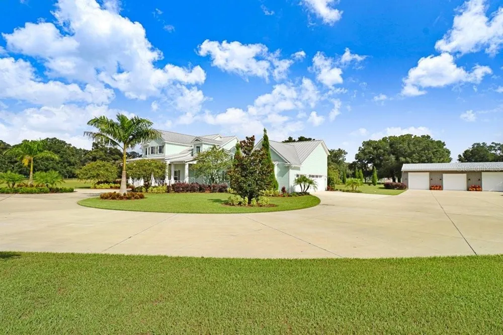 11634 DAVIS POOL ROAD Seffner, FL 33584