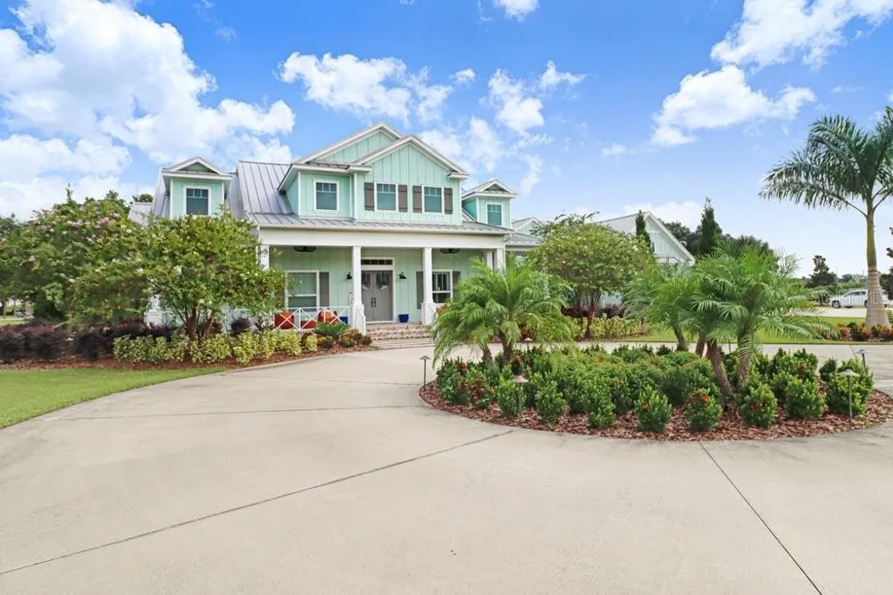 11634 DAVIS POOL ROAD Seffner, FL 33584