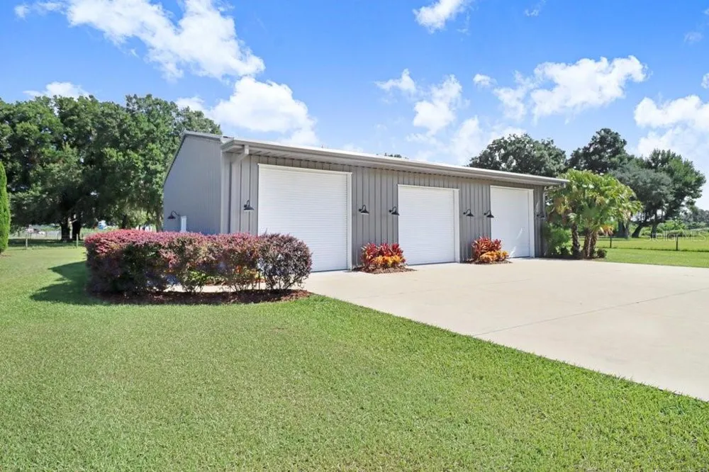 11634 DAVIS POOL ROAD Seffner, FL 33584