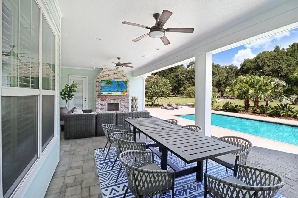 11634 DAVIS POOL ROAD Seffner, FL 33584