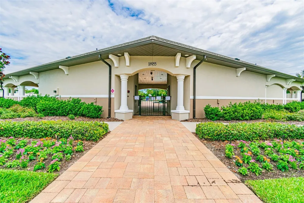 19065 MALINCHE LOOP Spring Hill, FL 34610