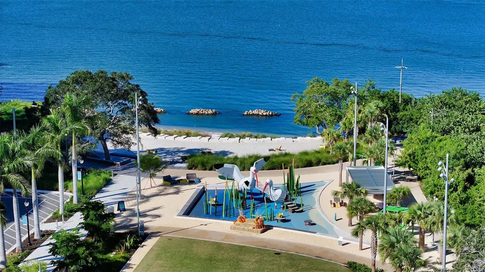 516 LAUREL PARK DRIVE Sarasota, FL 34236