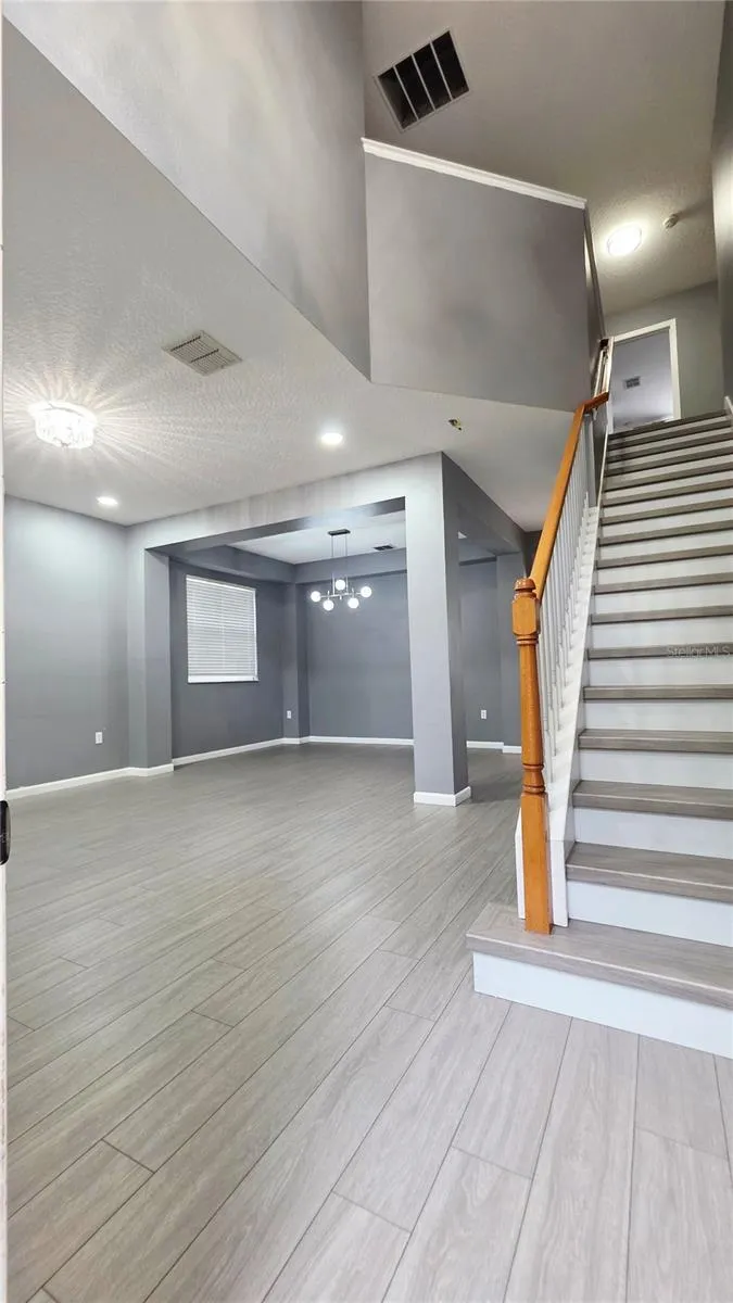 1719 PLANTATION OAKS Orlando, FL 32824