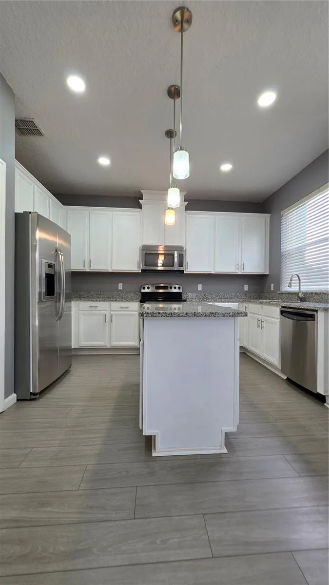 1719 PLANTATION OAKS Orlando, FL 32824
