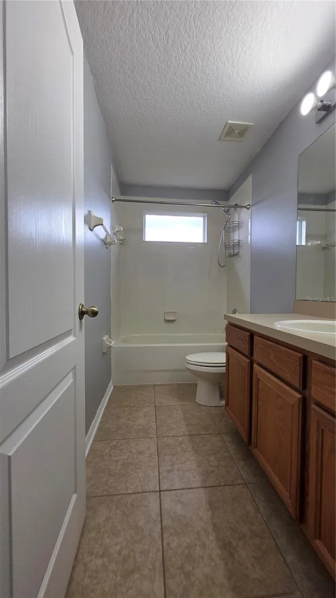 1719 PLANTATION OAKS Orlando, FL 32824