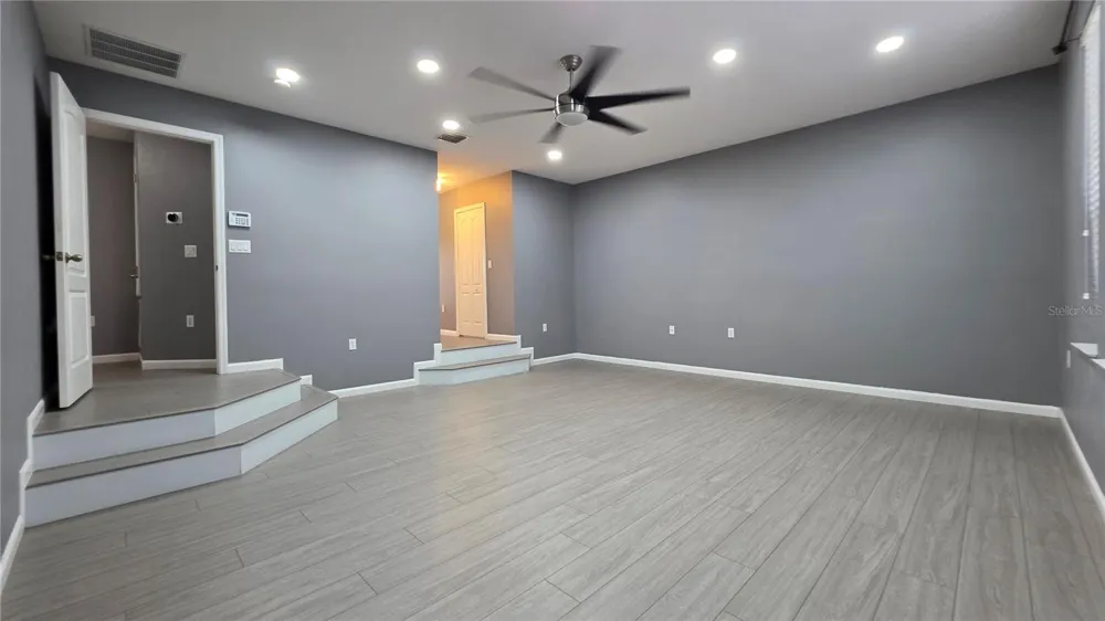 1719 PLANTATION OAKS Orlando, FL 32824