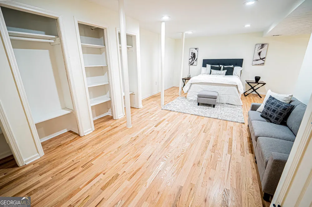 5205 Corinth CIR Stone Mountain, GA 30087