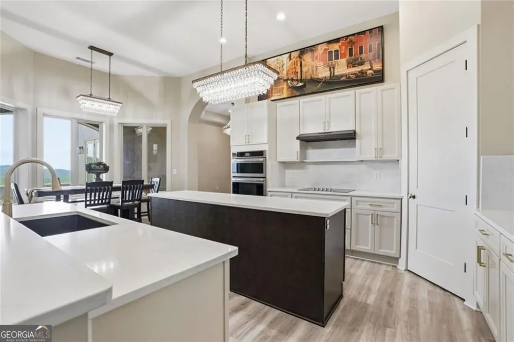 511 Orchard Hill DR Clarkesville, GA 30523