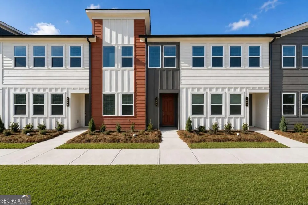 1643 Winpost LN NW Atlanta, GA 30318