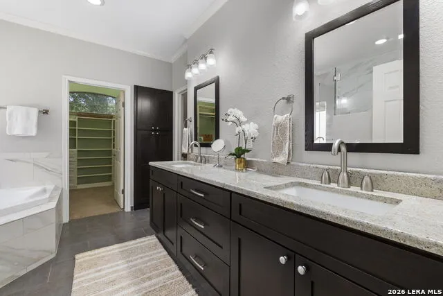 17407 Oak Canyon San Antonio, TX 78248