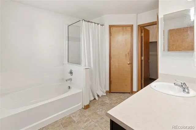 16620 Stroilway Street Hudson, CO 80642