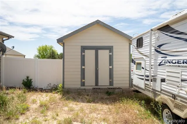 16620 Stroilway Street Hudson, CO 80642