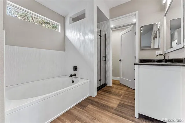 6001 S Yosemite Street #E204 Greenwood Village, CO 80111