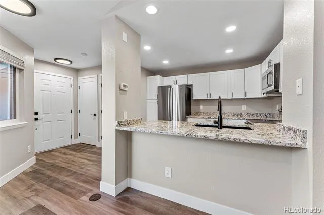 6001 S Yosemite Street #E204 Greenwood Village, CO 80111