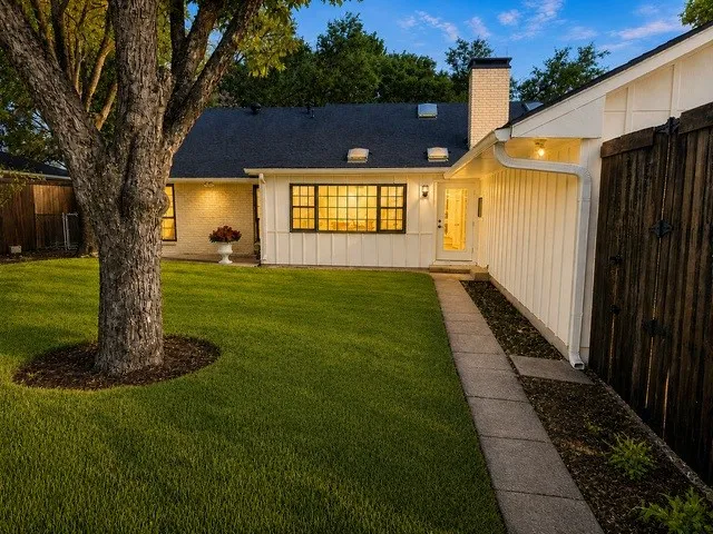7205 La Manga Drive Dallas, TX 75248