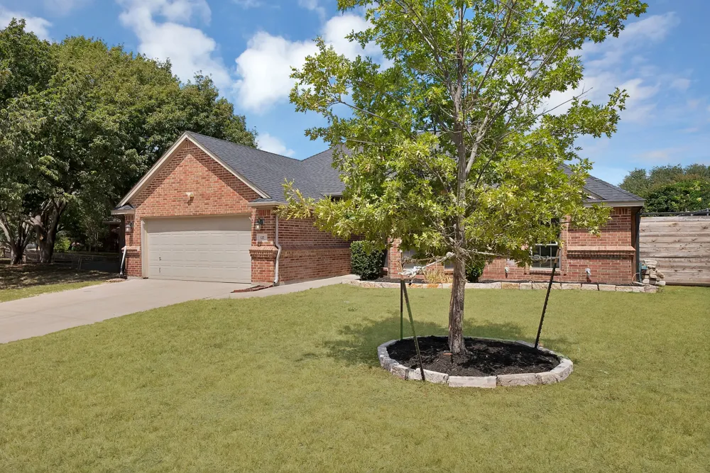 137 Hirth Drive Crowley, TX 76036