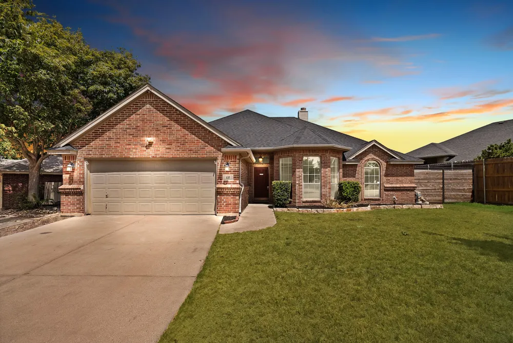 137 Hirth Drive Crowley, TX 76036