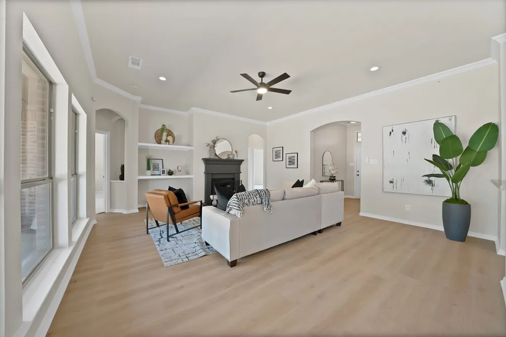 137 Hirth Drive Crowley, TX 76036