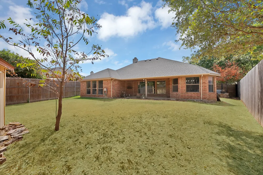 137 Hirth Drive Crowley, TX 76036