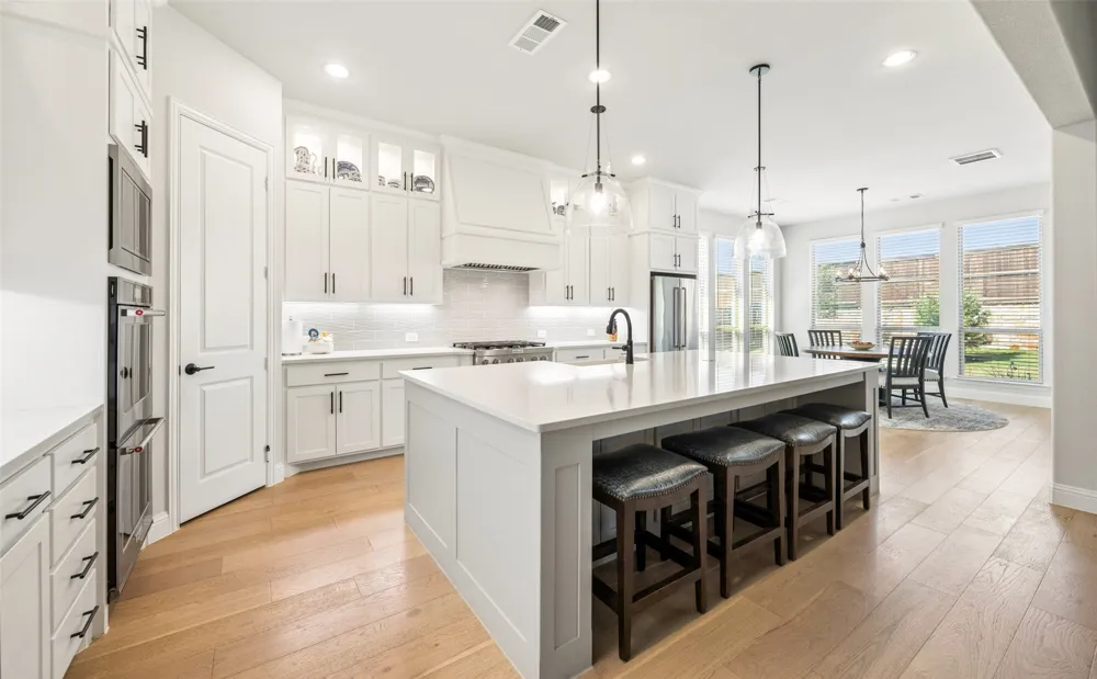 1806 Farmstead Road Mansfield, TX 76063