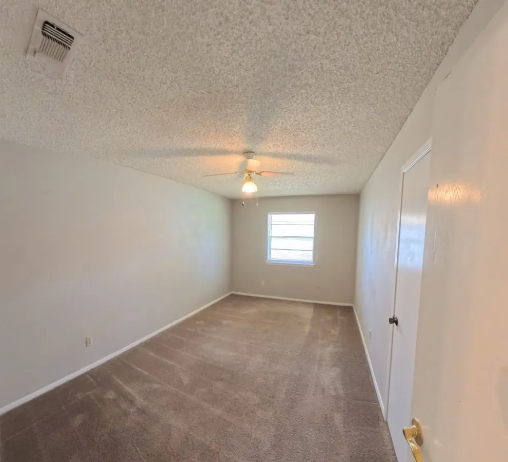 7324 Davis Boulevard #B North Richland Hills, TX 76182